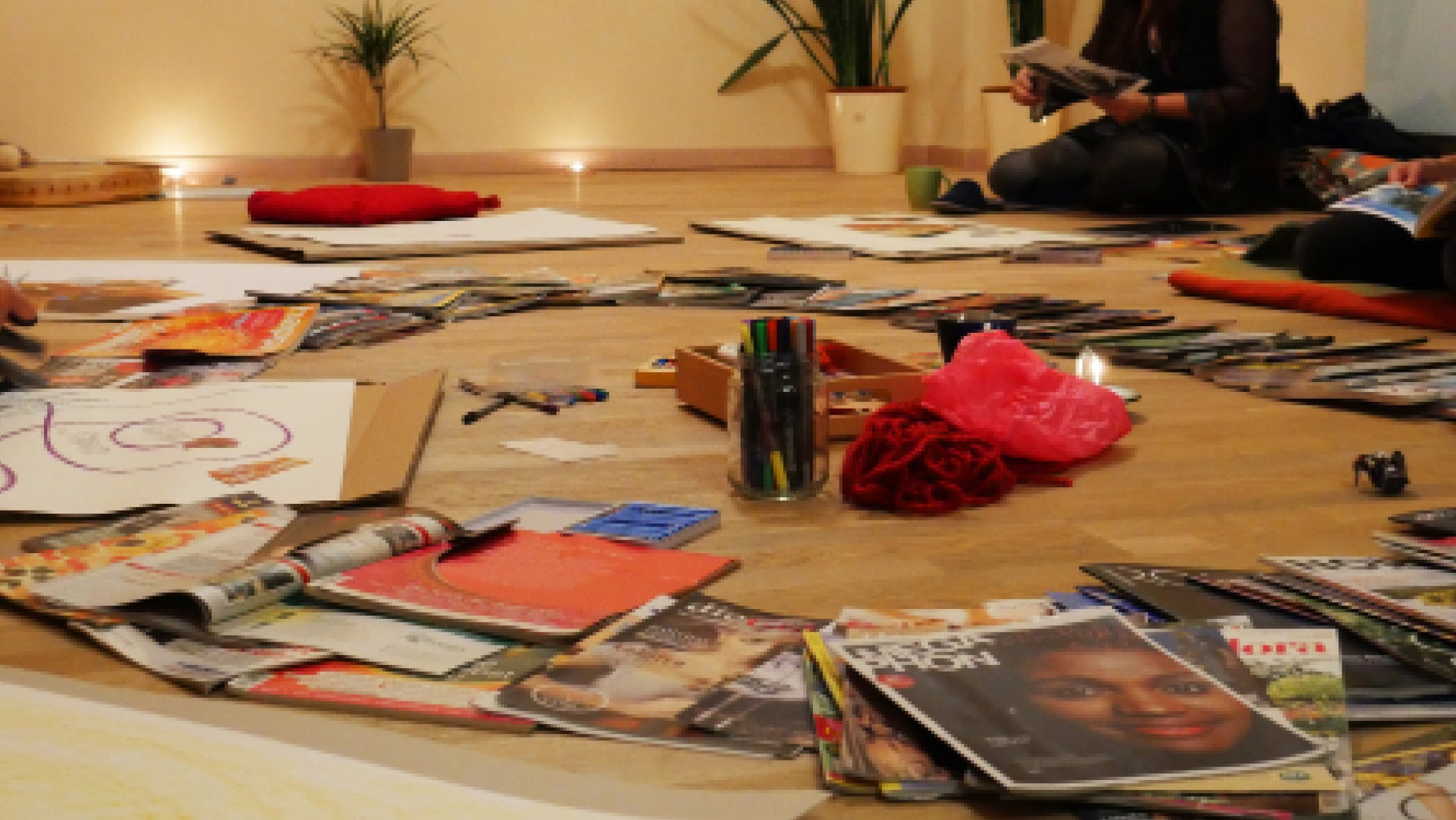 VISIONSWERKSTATT<br />
LET‘s DREAM, VISUALIZE and CREATE TOGETHER. DEIN JAHR 2026<br />
17. Jänner 2026, 15 - 20 Uhr, Haus der Baubiologie / Graz<br />
mit Doris Draxler - Trainerin, Soultraveller und Visionärin